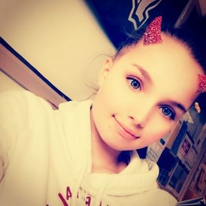 Meet your Posher, Annie